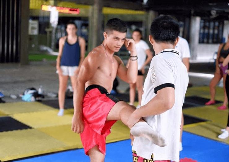 Jaroenthong Muay Thai Gym - Group Class โรงแรม ริว่า อรุณ กรุงเทพฯ กรุงเทพมหานคร Jaroenthong Muay Thai Gym - Group Class โรงแรม ริว่า อรุณ กรุงเทพฯ กรุงเทพมหานคร