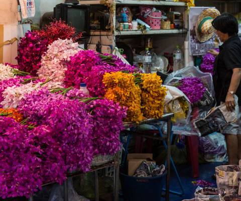 Flower market (pak klong talad) Hotel Riva Arun Bangkok