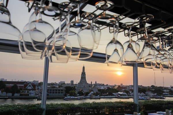 Happy hour at above riva hotel riva arun bangkok Happy hour at above riva hotel riva arun bangkok