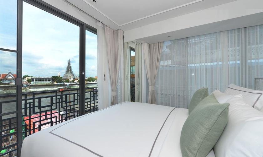 Deluxe Hotel Riva Arun Bangkok Deluxe Hotel Riva Arun Bangkok